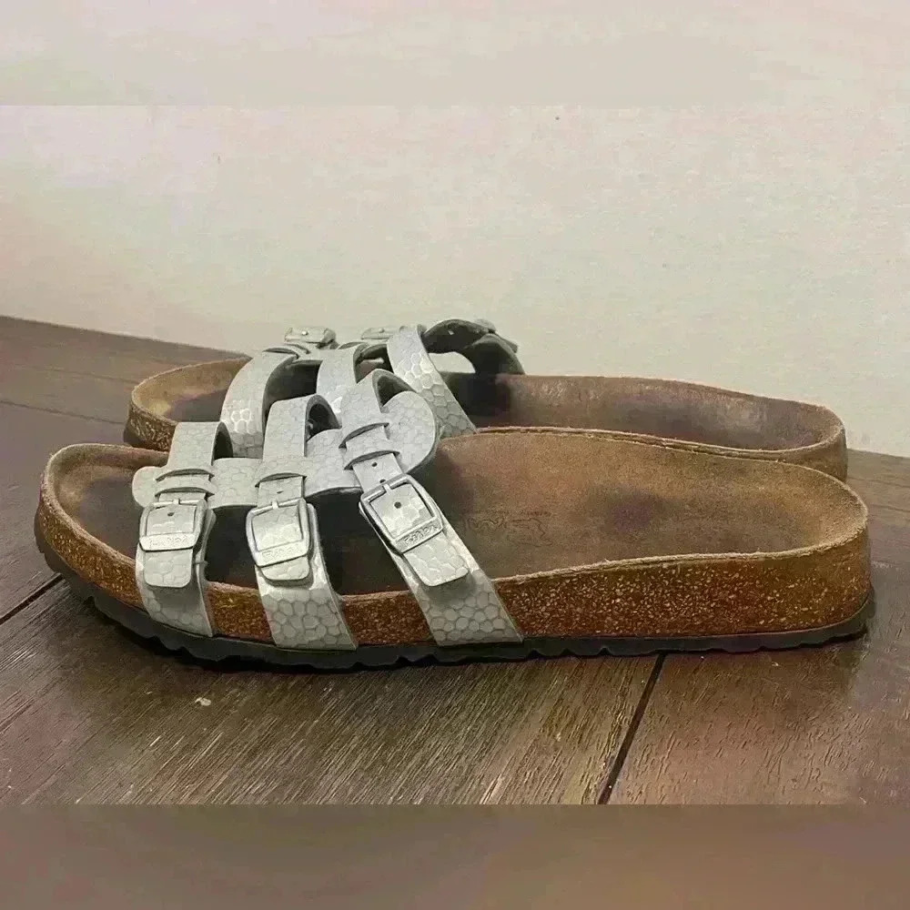 Birkenstock Birkis Sandals size 40 Women’s size 9